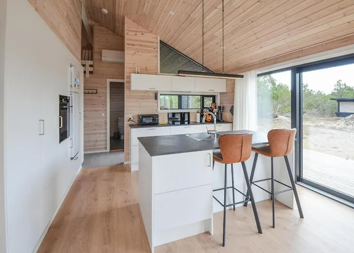 3 Bedroom Lovely In Ferienhaus